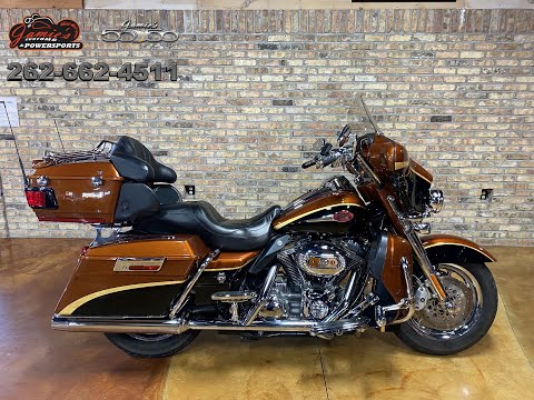 2008 Harley-Davidson CVO™ Screamin' Eagle® Ultra Classic® Electra Glide® in Big Bend, Wisconsin - Video 1