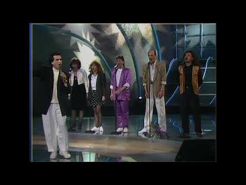 1990 Italy: Toto Cutugno - Insieme 1992 (1st place at Eurovision Song Contest) Winner's Performance