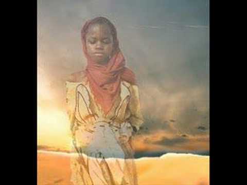GARETH BALCH - LAST NIGHT IN DARFUR [EAST AFRICAN REFUGEES]