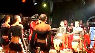 Download lagu Koffi Olomide Concert Live: Concert des celibataires Part 2 mp3