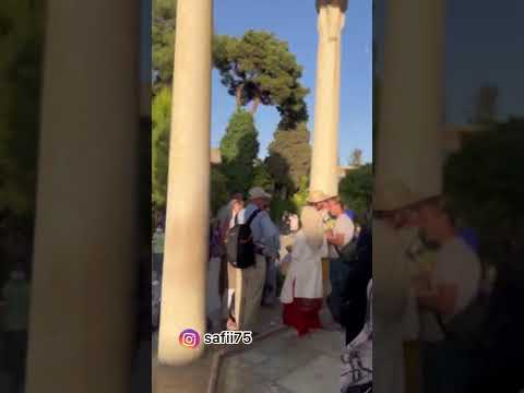 Khwāje Shams-od-Dīn Moḥammad Ḥāfeẓ-e Shīrāzī حافظ شیرازی