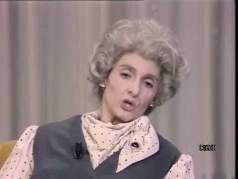 Anna Marchesini - Imita Franca Falcucci  - Fantastico del 06-12-1986