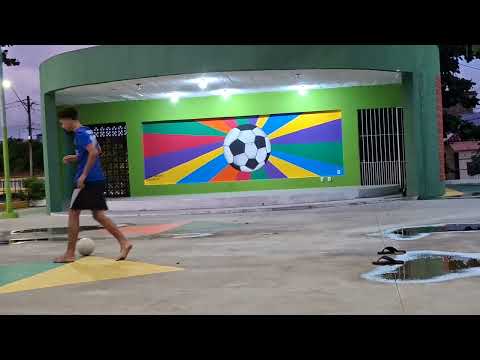 A copa do mundo chegou, e leva gerações com ela. Praça da bíblia, em igarassu-pe 