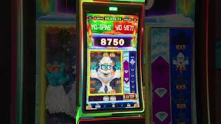 Spooky Slot Machine Gives Double Feature Big Win!