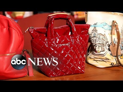 Carrying a micro purse for 5 days forced us to live our best minimalist life