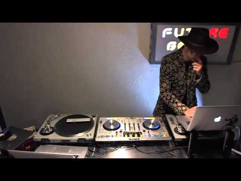 Futurebound NYC: Deephouse, Techno and Techhouse DJ Mix by Peter Munch (1/3)