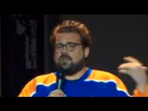 Thumbnail of the video: Kevin Smith: Too Fat For 40 (DVD Trailer)