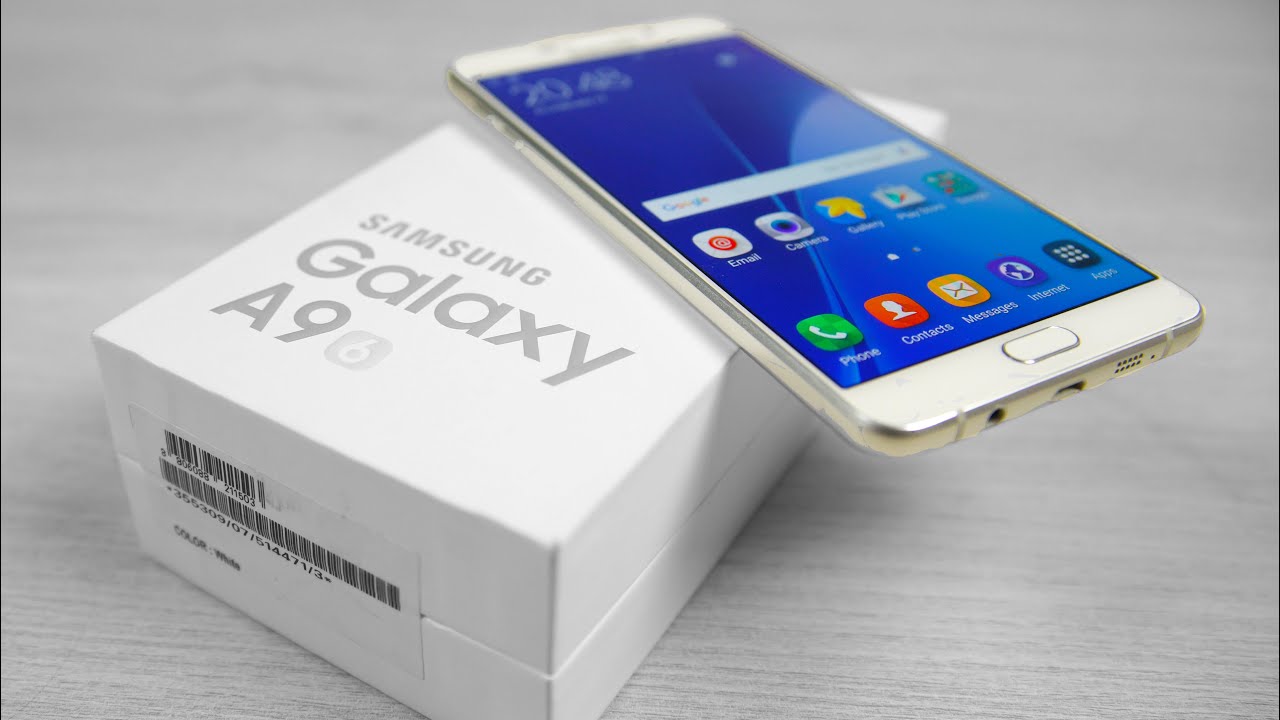Samsung Galaxy A9 - Unboxing & Hands On!