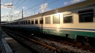 preview picture of video 'IC 540 Roma-Ancona con E402A 038 @Falconara Marittima'