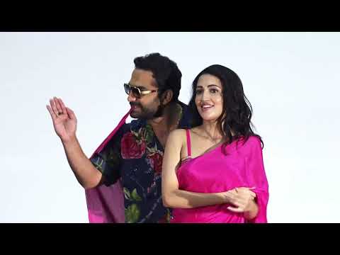 Vishwak Sen & Neha Shetty Dances to Suttamla Soosi Song | Gangs of Godavari | Yuvan Shankar Raja — Gangs of Godavari