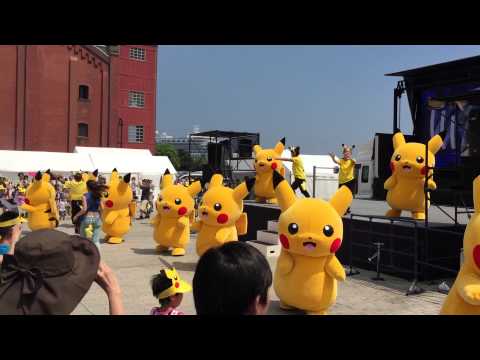 Pikachu Outbreak! Pokemon Yokohama Minato mirai – Danse à Akarenga sôko, Red brick warehouse Video