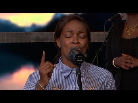 Ton Nom est infiniment grand - Hosanna clips - EDEN