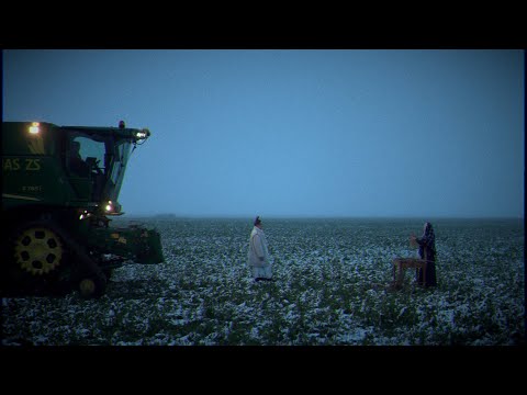 1. Ārpusē - Triānas parks ( piedalās koris Daugava)