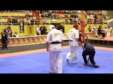 Köveskuti Ádám vs Ferents Rostyslav European Championship Shinkyokushin 2012 Belgium