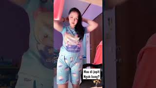 Download lagu Viral Perempuan Terbelah mp3
