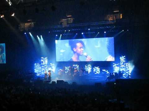 Lynda & Joy Randle - Do Not Pass Me By