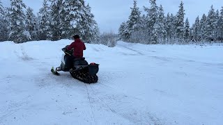 Polaris 650 SKS snowmobile | Image 4 - Autoline