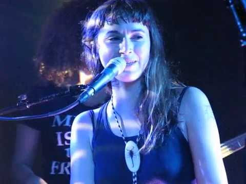 17/17 Holly Miranda - Waterfalls (TLC Cover) @ Rock & Roll Hotel, Washington, DC 9/15/15