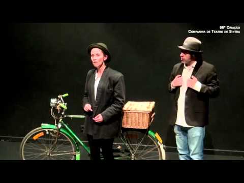 E a cabeça tem de ficar? - Ensaios