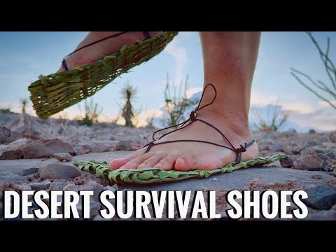 Making Primitive Sandals From Yucca Leaves - Desert Bushcraft