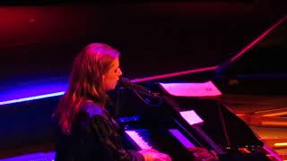 Susanne Sundfør, No One Believes in Love Anymore, Amsterdam, Paradiso, 26-2-2018