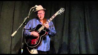 Theron Peterson covering B.B. King&#39;s &quot;Buzz Me&quot;