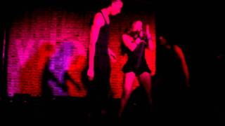 Melissa Molinaro - Dance Floor (Live at Bar Music Hall)