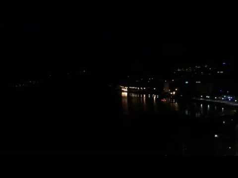 スイス・イタリア語圏ルガーノにあるホテルからの夜景（TASIS）【スイス留学.com】