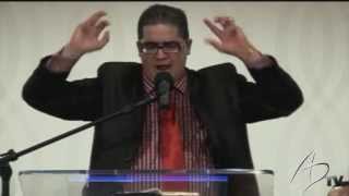 Rafael Bello - Lavando o rosto - Deus tem uma resposta para o teu sofrimento