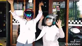 Download lagu Goyang pake helm mp3