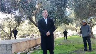 מציון יתוקן העולם | ר׳ משה פייגלין (ישיבת הר הבית) - התמונה מוצגת ישירות מתוך אתר האינטרנט יוטיוב. זכויות היוצרים בתמונה שייכות ליוצרה. קישור קרדיט למקור התוכן נמצא בתוך דף הסרטון