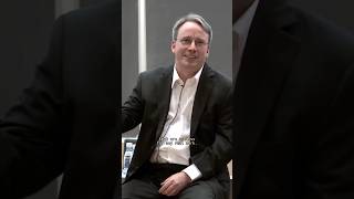 What Linus Torvalds Loved About University #shorts #linux #coding #computerscience