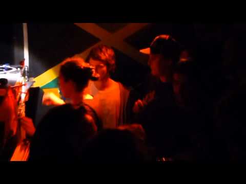 Rennes Dub Corner #6 - I-Skankers ▶ Makiko & Chazbo [Jah Tubbys]