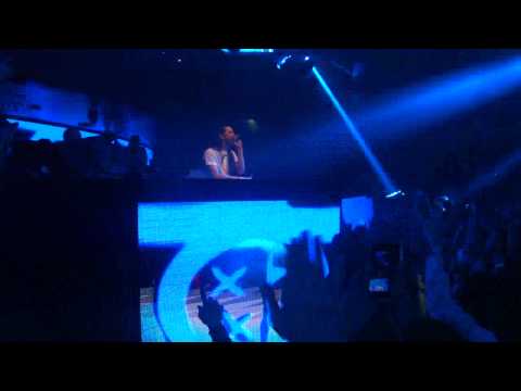 Steve Aoki live from las vegas @Hakkasan CRY.. New Song