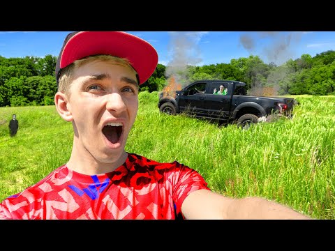 Stranded in GIANT HOLE Coming Home from Sharer Family Vacation!! (Meeting Worlds Fastest Fan) Video