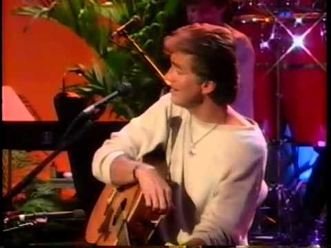Thumbnail for Steve George clips Loggins Neverland concert by Steve George