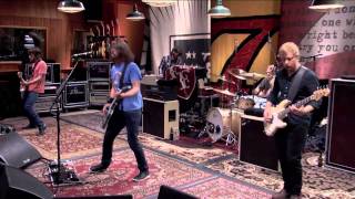 Foo Fighters - These Days (Wasting Light live from studio 606)