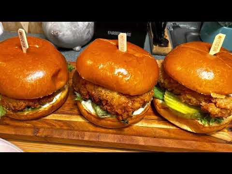 Crispy Chicken Sandwiches | Sandwichs au Poulet Croustillant|