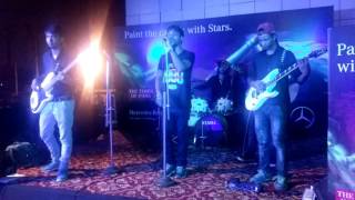 Zara sa Zara sa power ballad live | Jannat | kk - YouTube