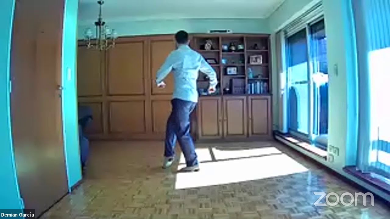 ✨13:30 h: "Vals" con Demián García