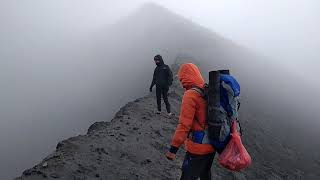 preview picture of video 'Kawah Aktif Gunung Merapi'