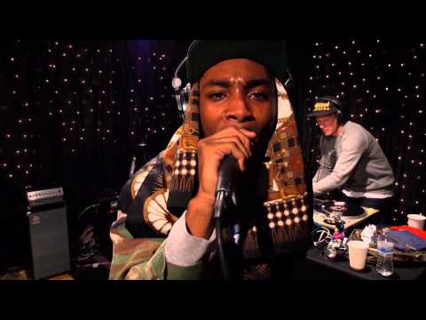 Romaro Franceswa - Bella (Live on KEXP)