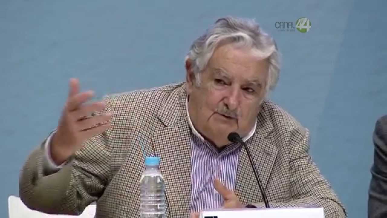 Diálogo con José Mujica, Pdte. de Uruguay en la FIL 2014