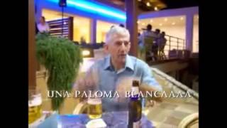 Enjoying Una Paloma Blanca