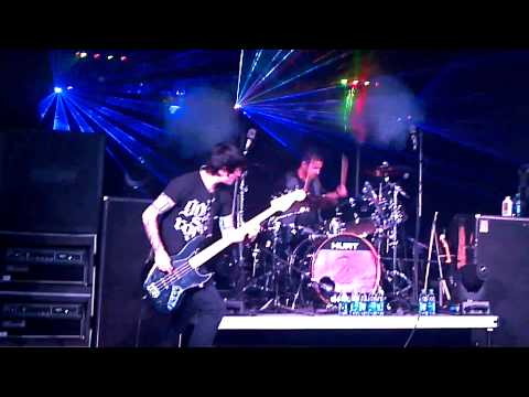 Thumbnail for HURT    ten ton brick  oct. 24 2013   green bay wi by The Band