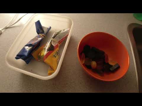 MongoTV_12148 - Del 1 - SPISER SKÅL SLIK EN VARM FREDAG EFTERMIDDAG