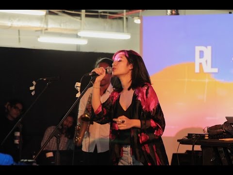 KLAV & Rizkia Larasati - Genuine Hand (Live at Local Fest 6.0)