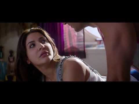 Anushka Sharma unseen hot kissing