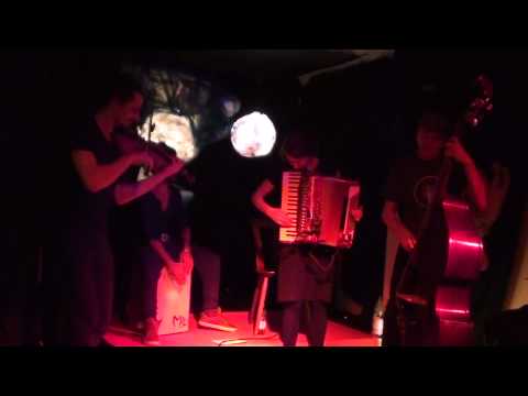 Pravo Horo, Ziezkov Trilemma Band