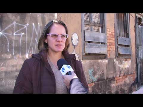 Casas vazias atraem criminosos e vândalos